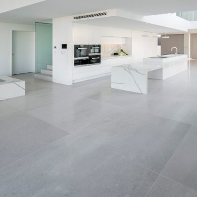 Travertine kitchen floor tiles