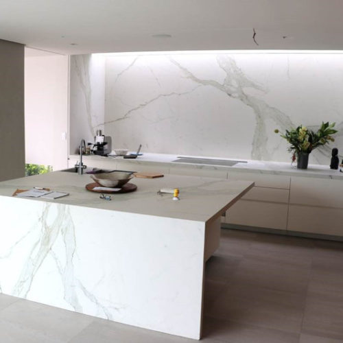 BenchTop Queens street 800x533