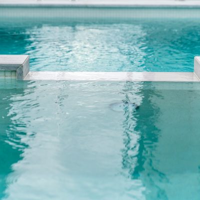 Natural stone pool coping
